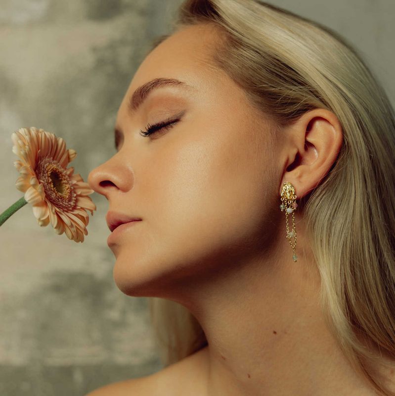 Miso øredobber i sølv med naturstener